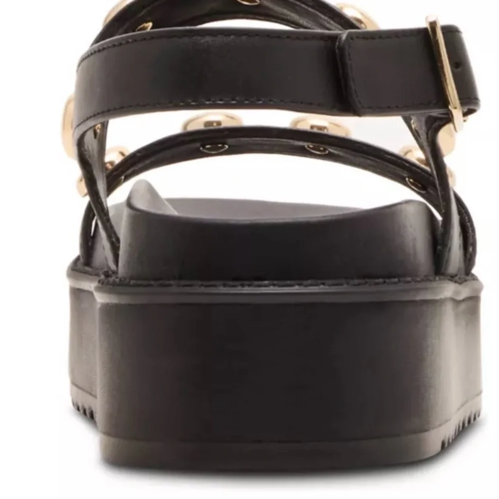 Steve Madden brand new